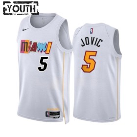 Dres Miami Heat Nikola Jovic 5 Nike 2022-23 City Edition Bijela Swingman - Dječji